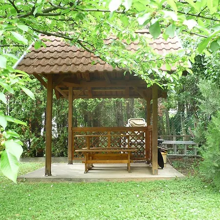 Boglarka Apartmanhaz